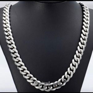 22 & 24” 11mm (NWT) *CHECK OUT MY CLOSET I BUNDLE*